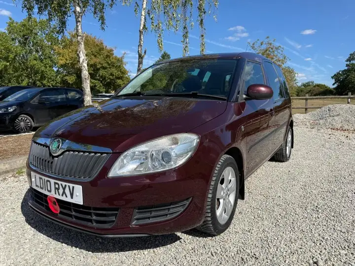 Skoda Roomster 2010 photo 3