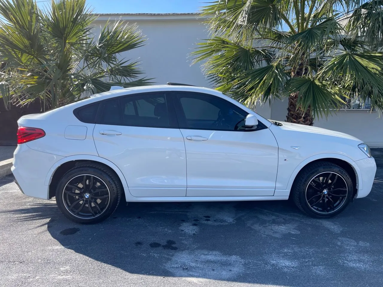 BMW X4 2015 photo 2