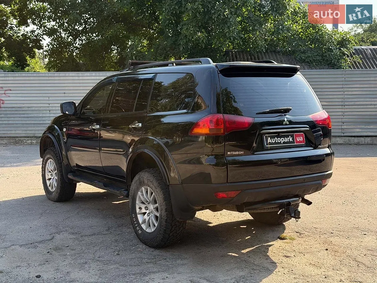 Mitsubishi Pajero Sport 2010 photo 4