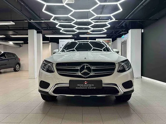 Mercedes-Benz Glc 2018 photo 2