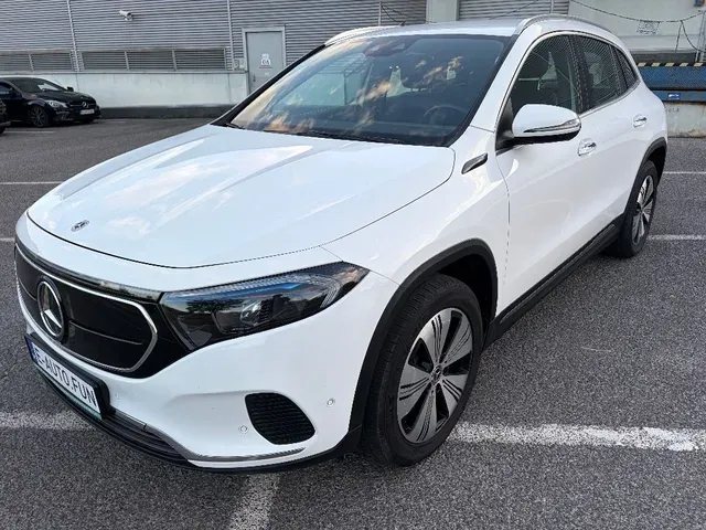Mercedes-Benz Eqa