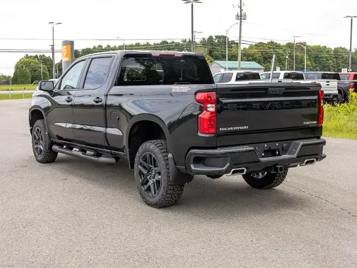 Chevrolet Silverado 1500 2026 photo 5