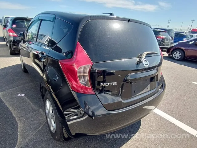 Nissan Note X 2014 photo 3