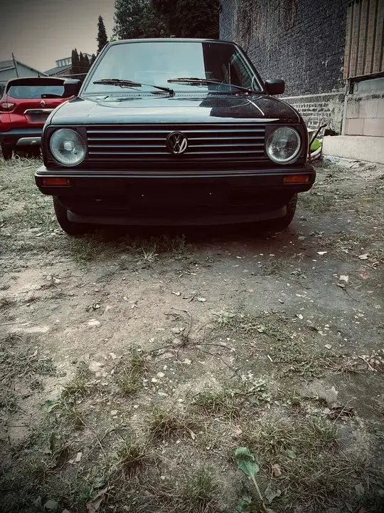 Volkswagen Golf 2