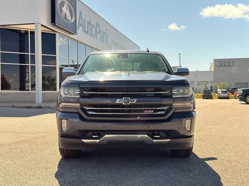 Chevrolet Silverado 1500 2018 photo 2