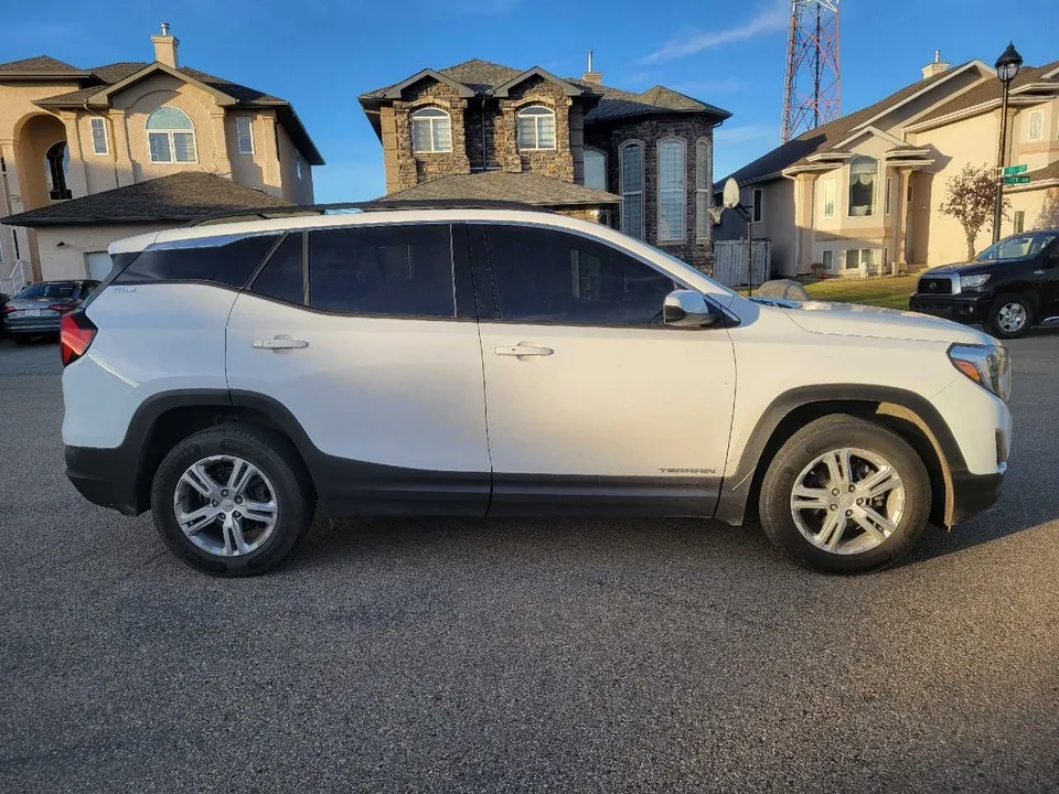 GMC Terrain 2018 photo 2