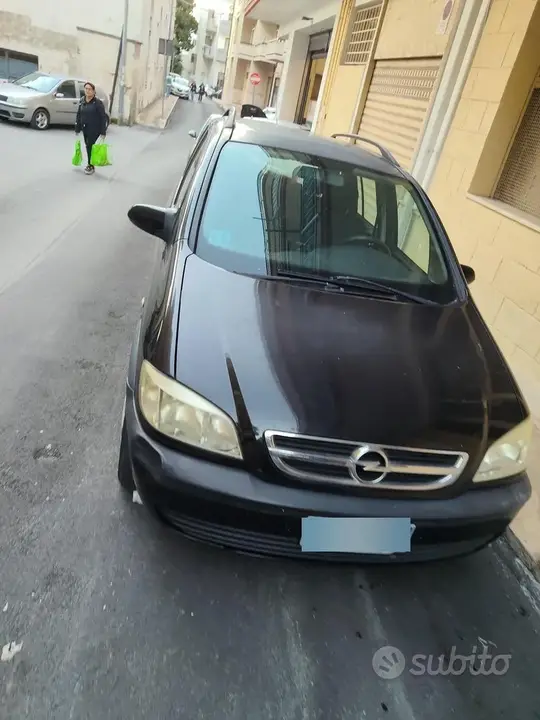 Opel Zafira 2001 photo 2