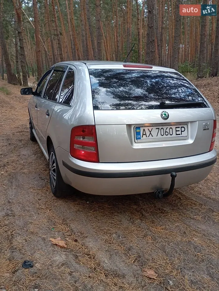 Skoda Fabia 2002 photo 5