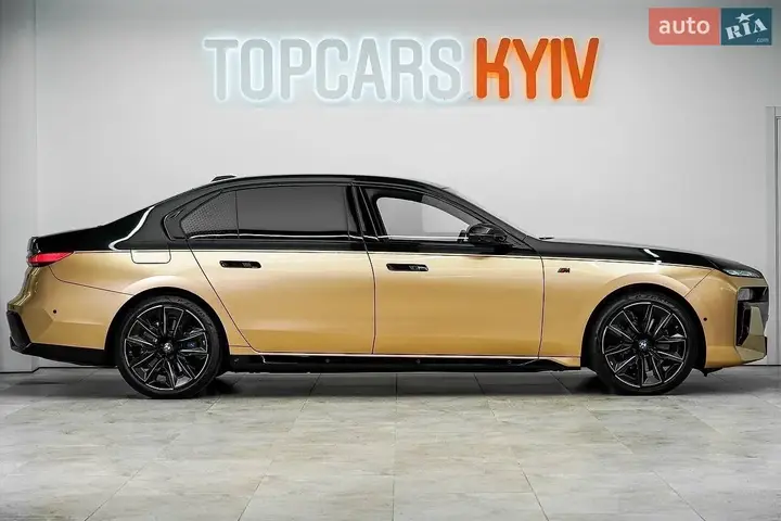 BMW 7 Series 2023 photo 3