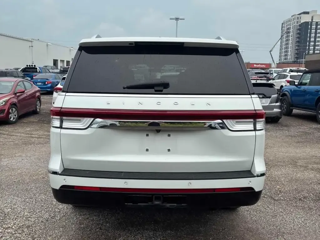 Lincoln Navigator 2024 photo 4