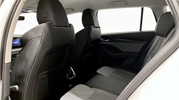 Skoda Octavia 2025 photo 2