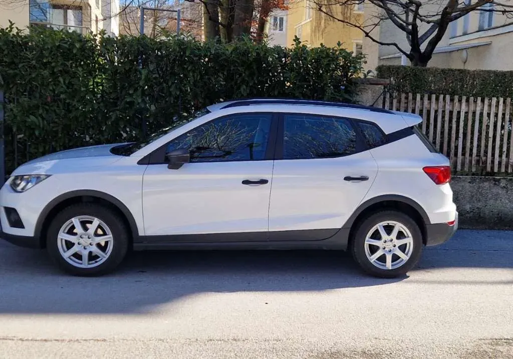 Seat Arona 2020 photo 3