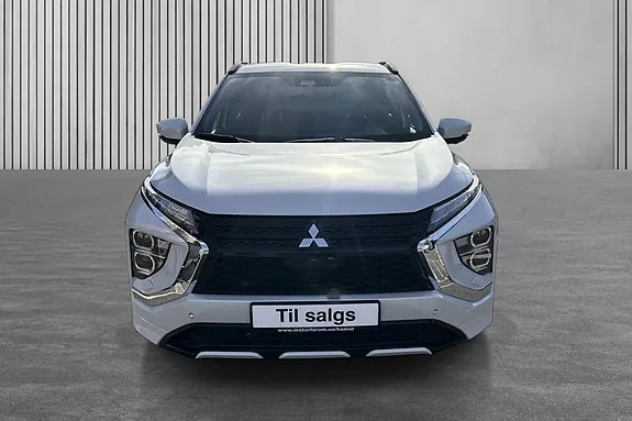 Mitsubishi Eclipse Cross 2021 photo 2