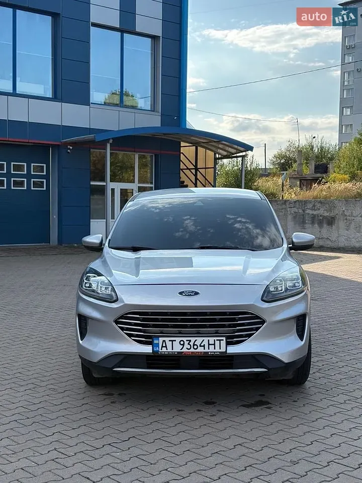 Ford Escape 2020 photo 2