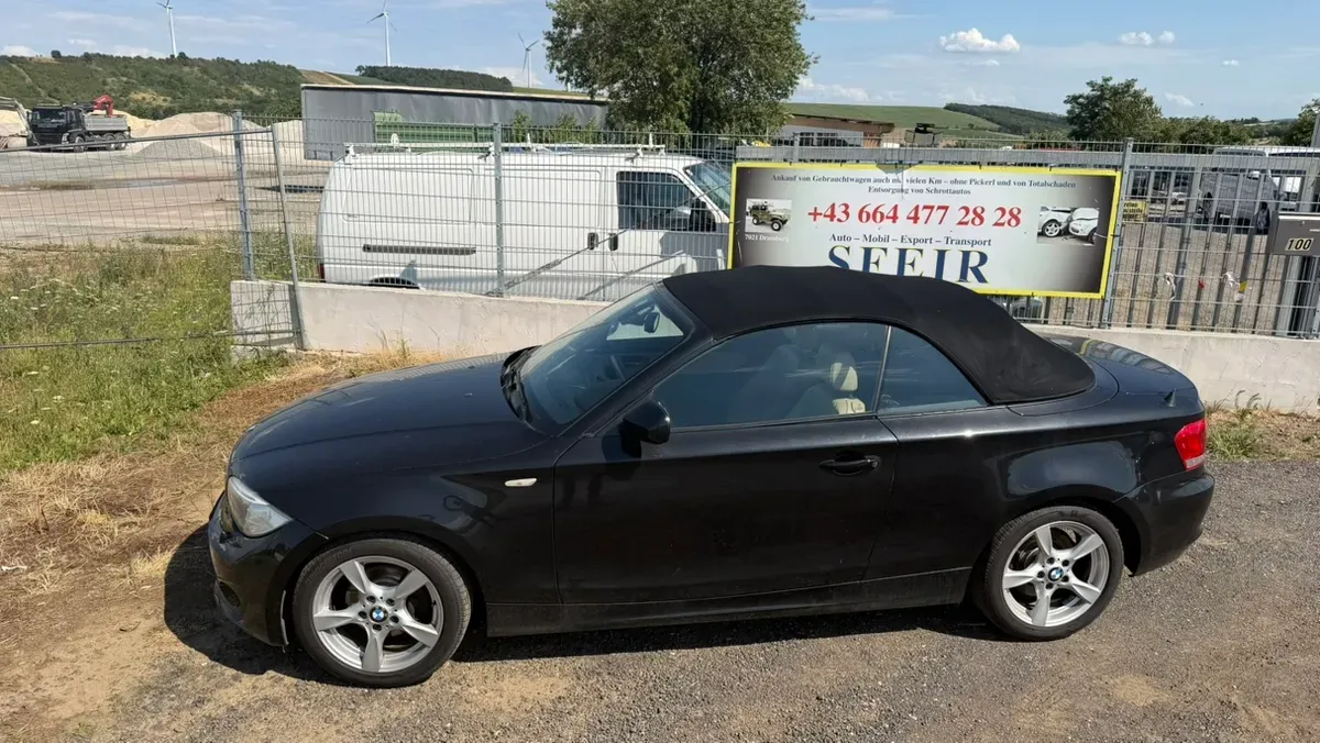 BMW 1 Series 2011 photo 2