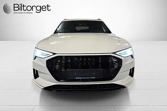Audi E-Tron 2019 photo 2