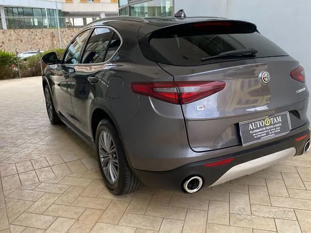 Alfa Romeo Stelvio 2021 photo 4