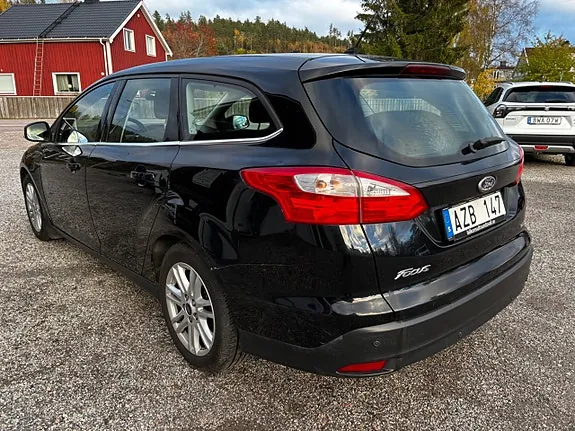Ford Focus 2014 photo 3