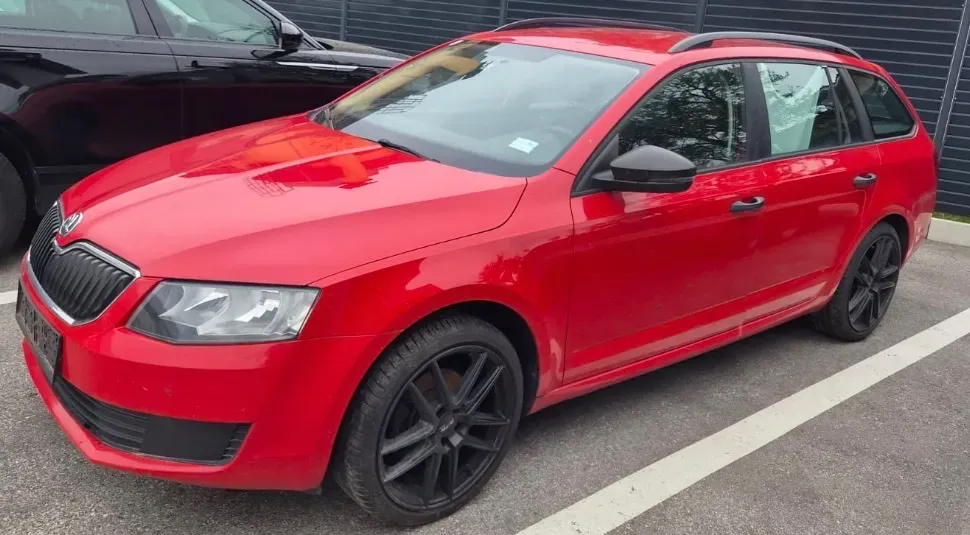 Skoda Octavia 2013 photo 2