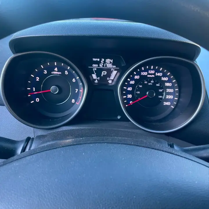 Hyundai Elantra 2013 photo 2