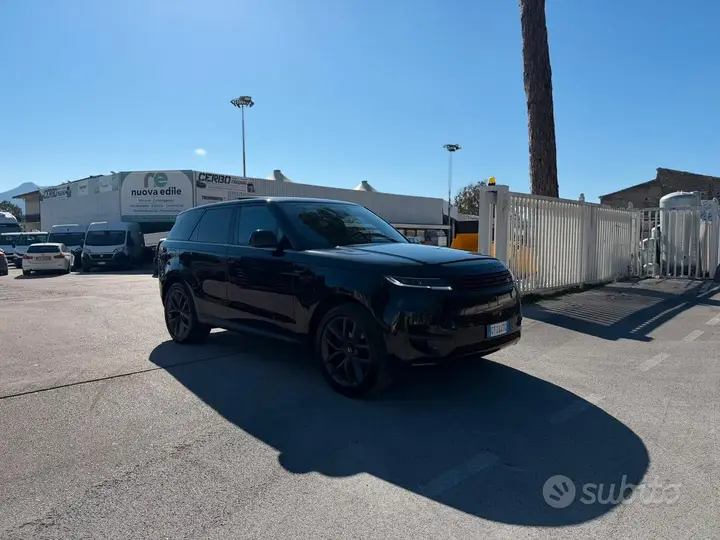 Land Rover Range Rover Sport 2024 photo 3
