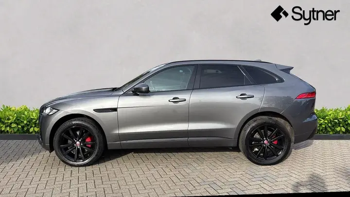 Jaguar F-Pace 2017 photo 5