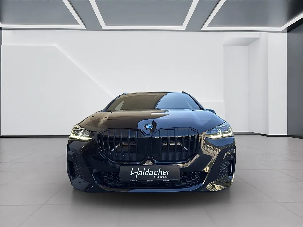 BMW 2 Series 2022 photo 3