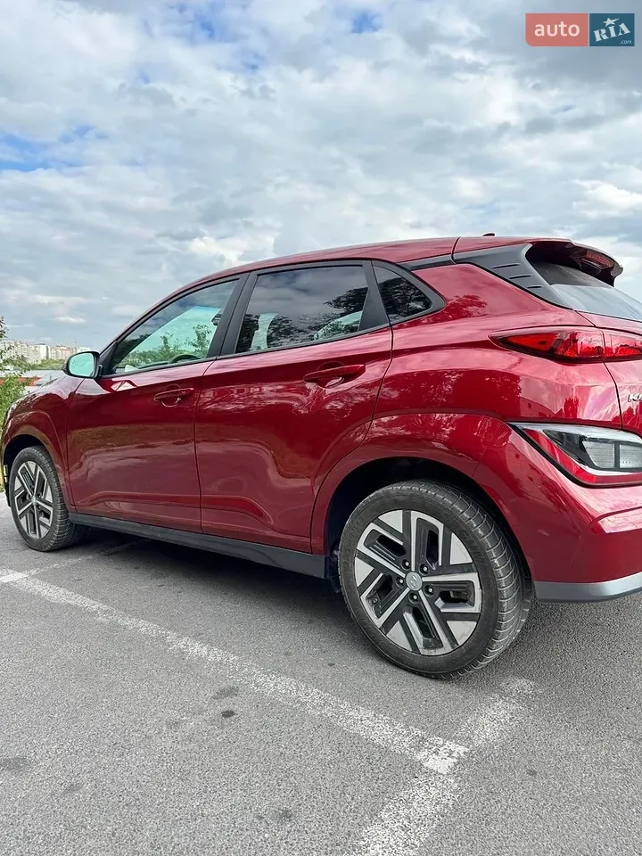 Hyundai Kona 2023 photo 2
