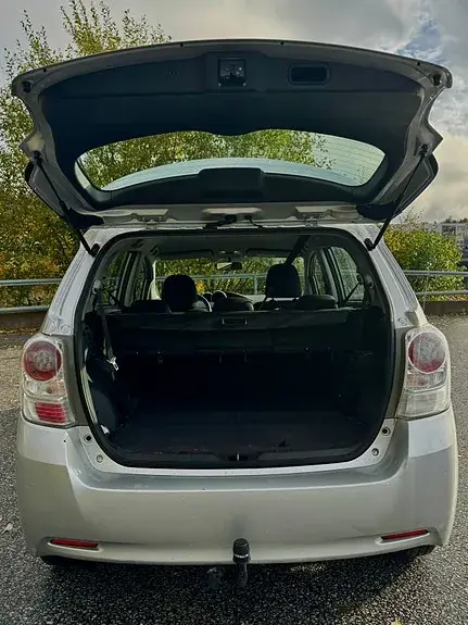 Toyota Verso 2011 photo 5