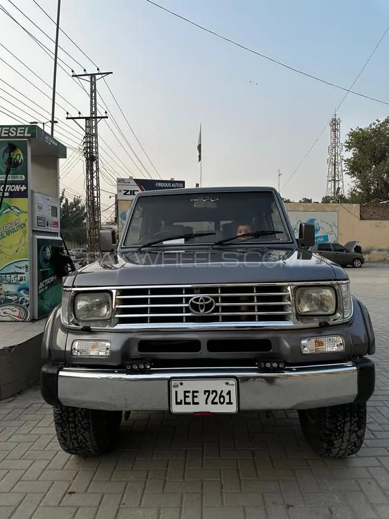 Toyota Land Cruiser