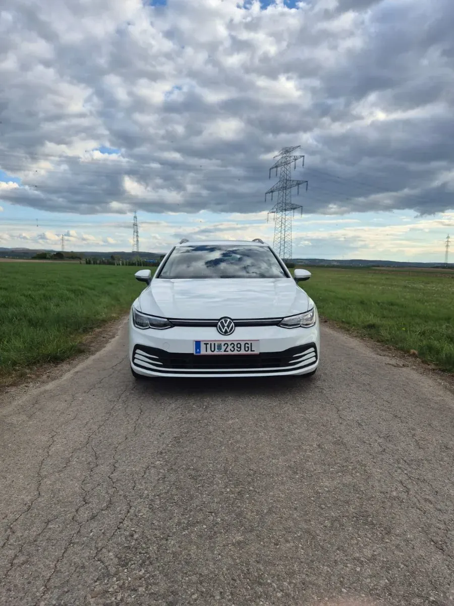 Volkswagen Golf 2021 photo 2