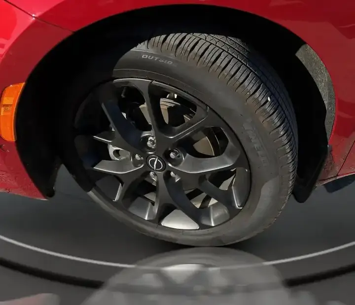 Chrysler Pacifica 2026 photo 2