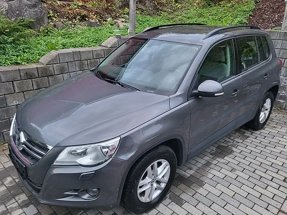 Volkswagen Tiguan 2011 photo 2
