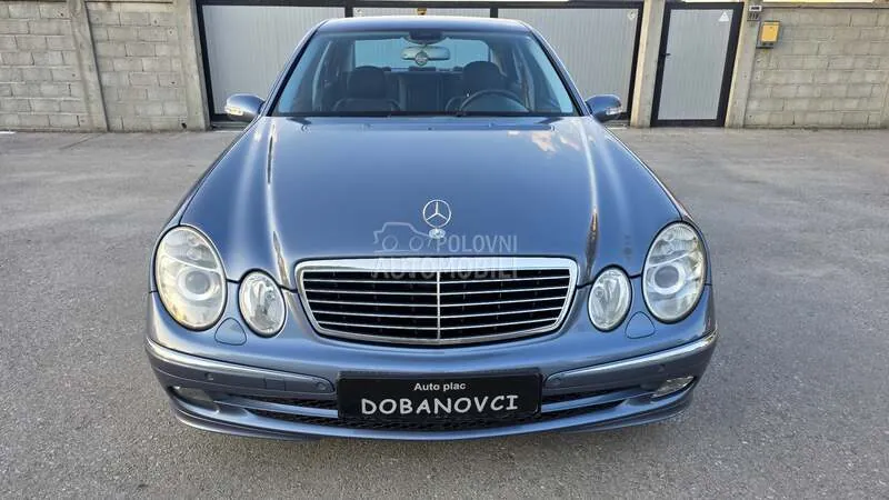 Mercedes-Benz E 220 2006 photo 2