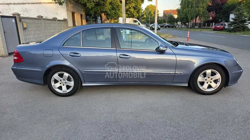 Mercedes-Benz E 220 2006 photo 4