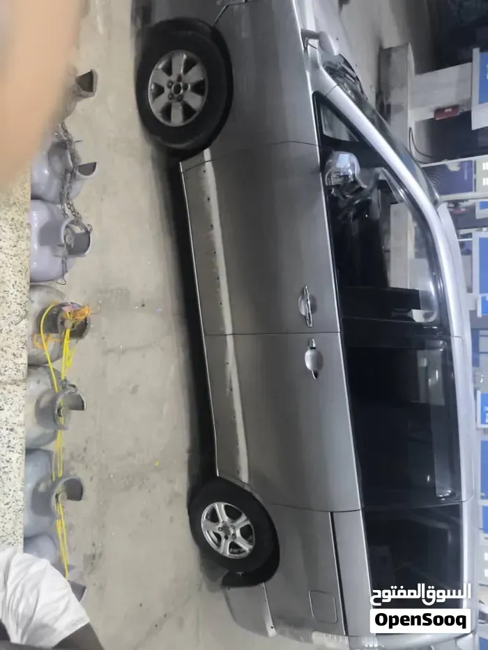 Toyota Innova 2005 photo 4
