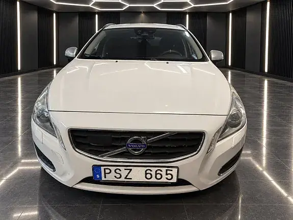 Volvo V60 2011 photo 3
