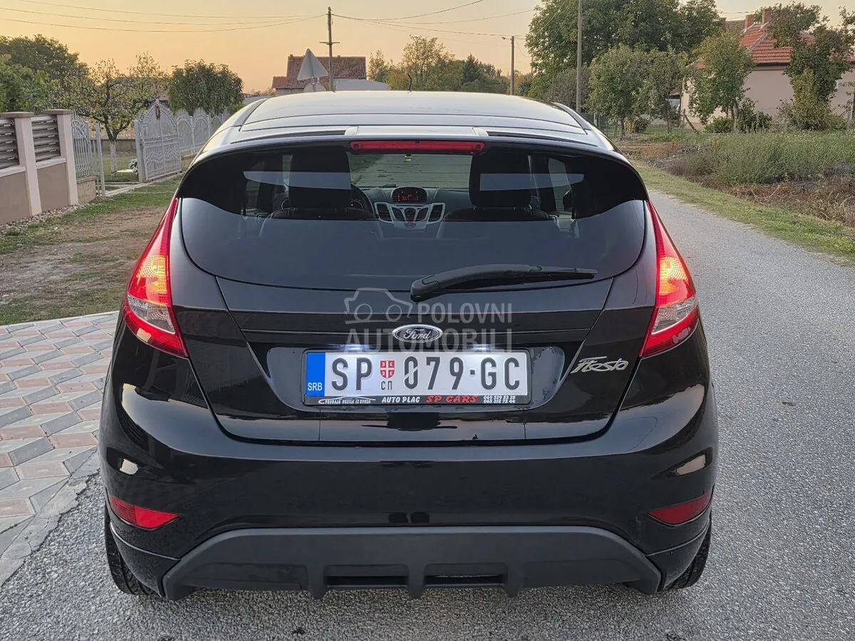 Ford Fiesta 2010 photo 5