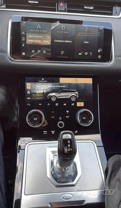 Land Rover Range Rover Evoque 2021 photo 4
