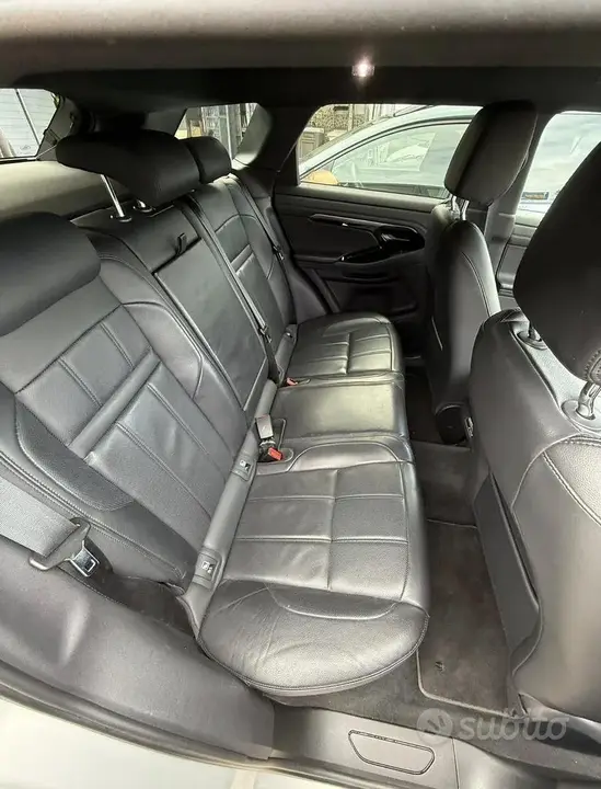 Land Rover Range Rover Evoque 2021 photo 5