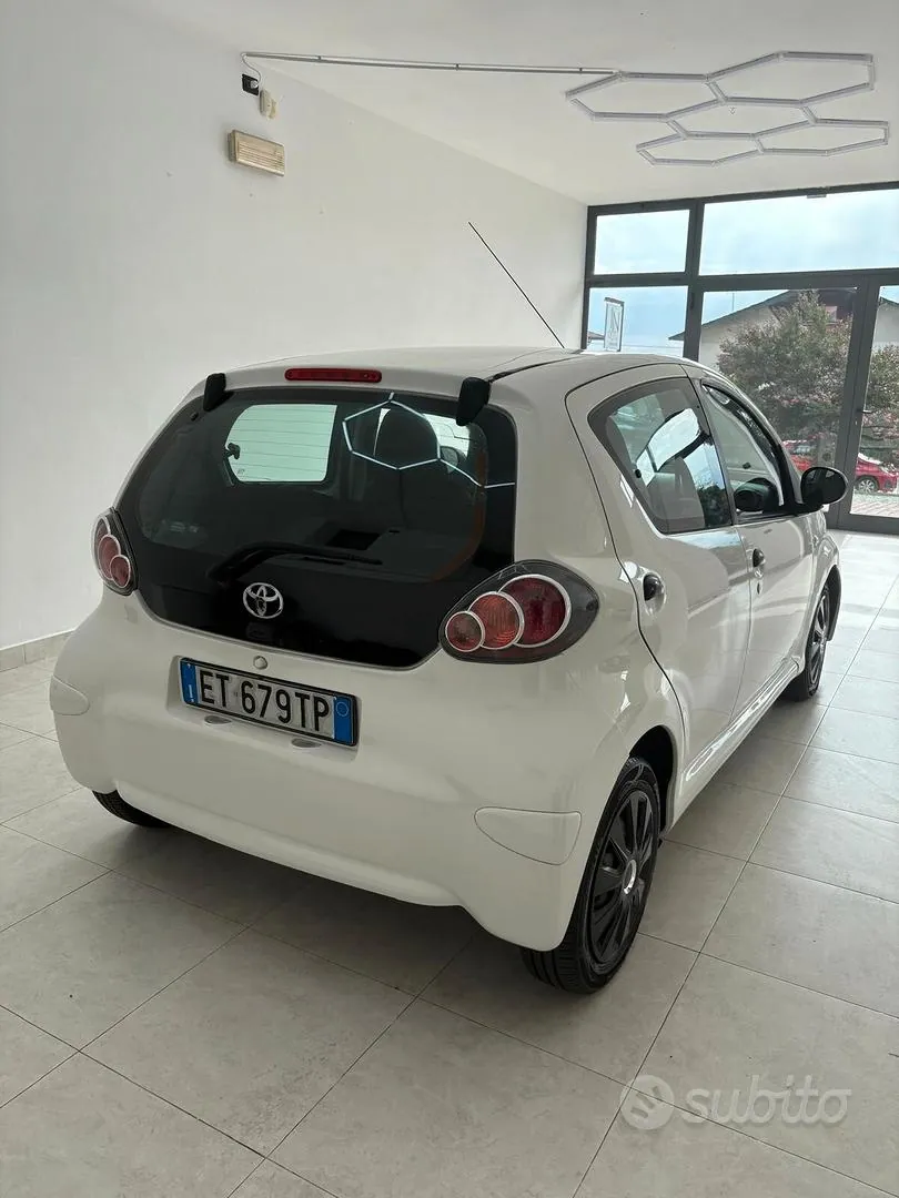 Toyota Aygo 2014 photo 4
