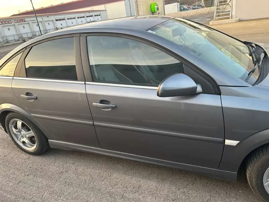 Opel Vectra 2004 photo 3