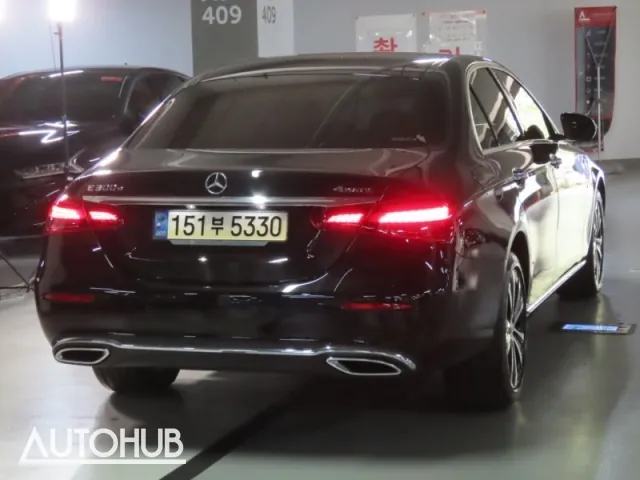Mercedes-Benz E-Class 2021 photo 3