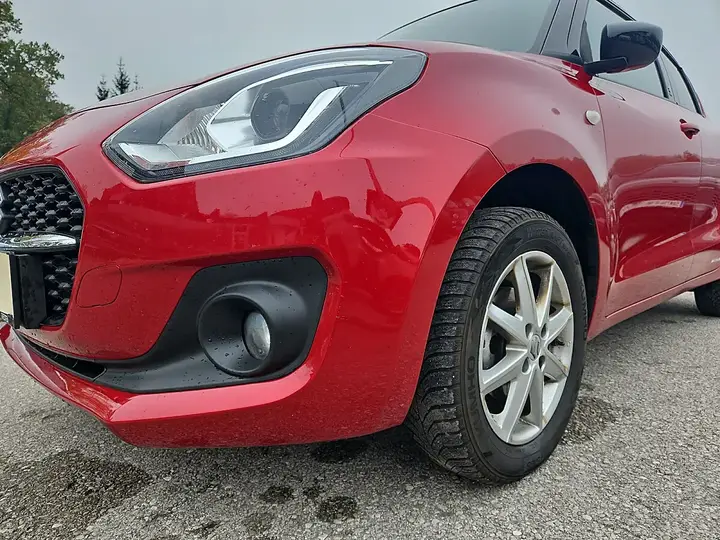 Suzuki Swift 2023 photo 3