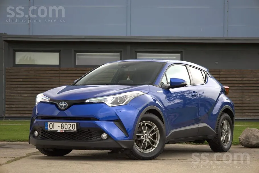 Toyota C-Hr 2018 photo 3