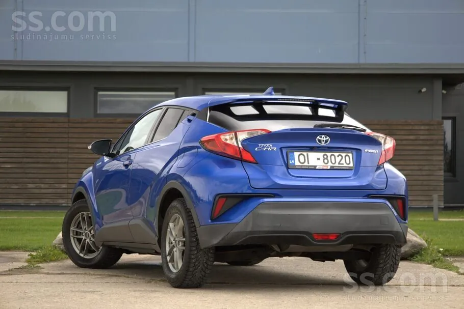Toyota C-Hr 2018 photo 4