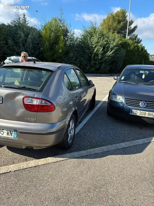 Seat Leon 2004 photo 2
