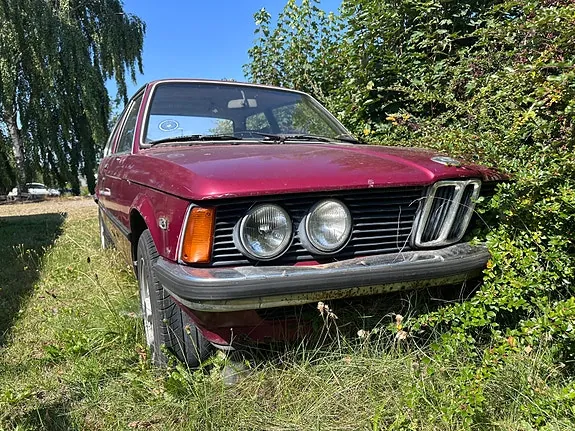 BMW 320 1976 photo 2
