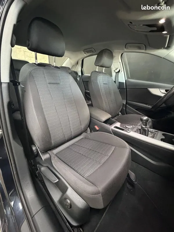 Audi A4 2017 photo 2