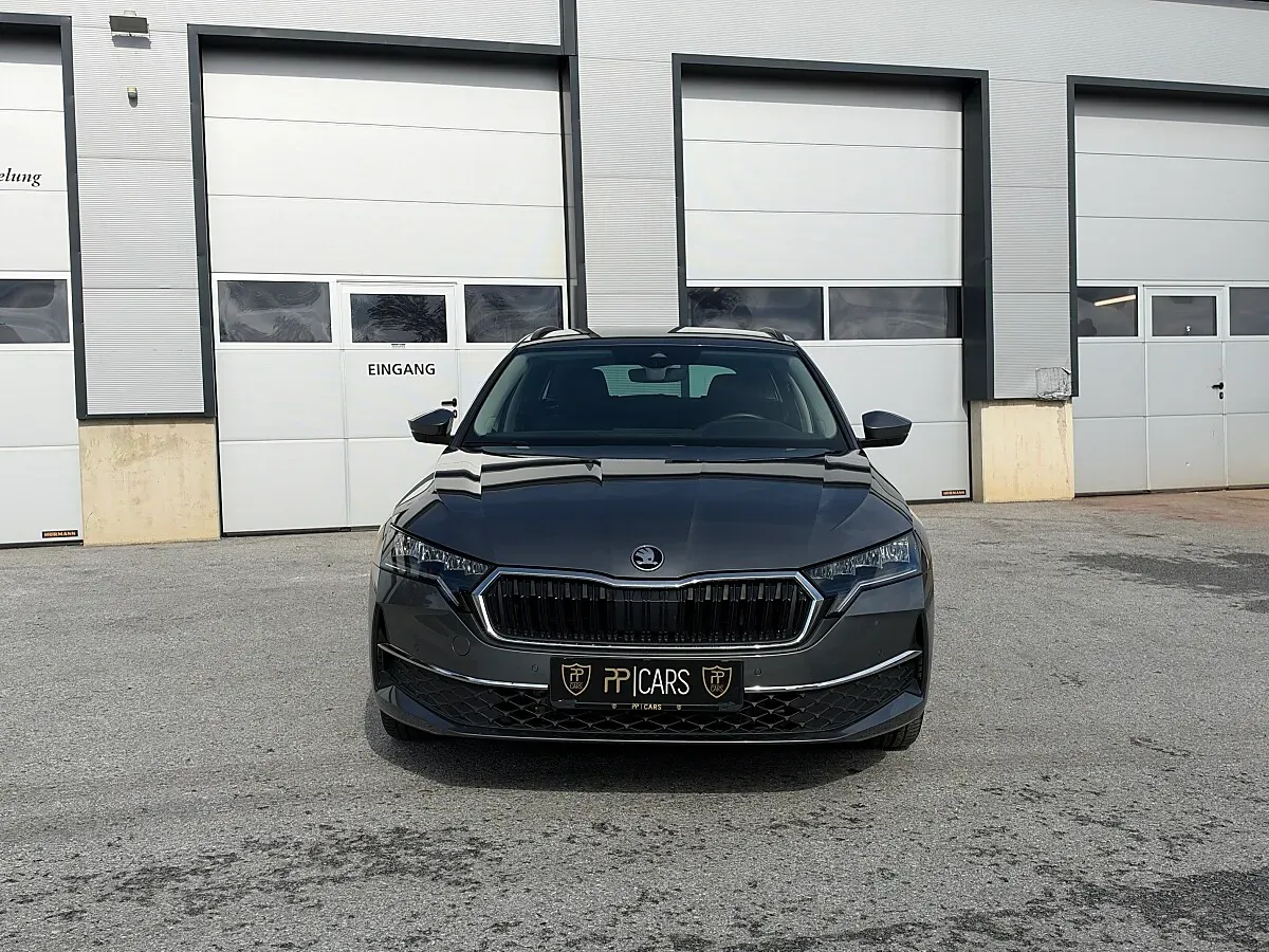 Skoda Octavia 2024 photo 3
